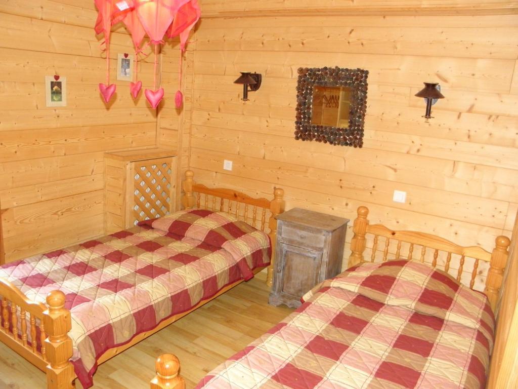 Gite Auberge Les Terres Blanches De Meolans Rum bild