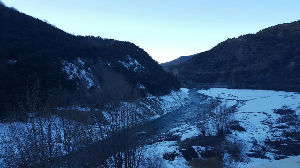 Gite Auberge Les Terres Blanches De Meolans Exteriör bild