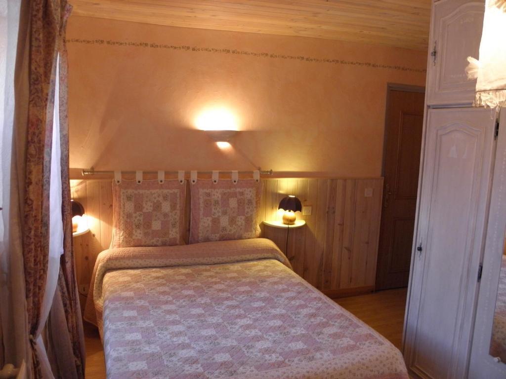 Gite Auberge Les Terres Blanches De Meolans Rum bild